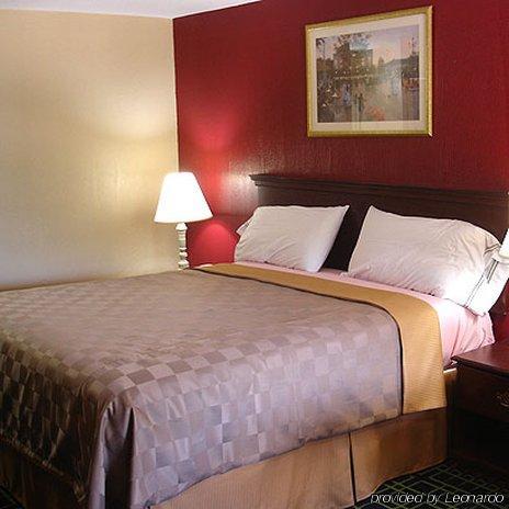 Hotel 6-freeport, Tx 2*
