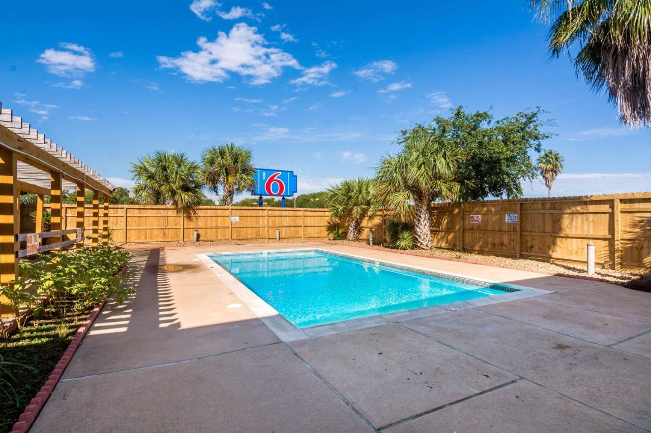 6-freeport, Tx Hotel 2*